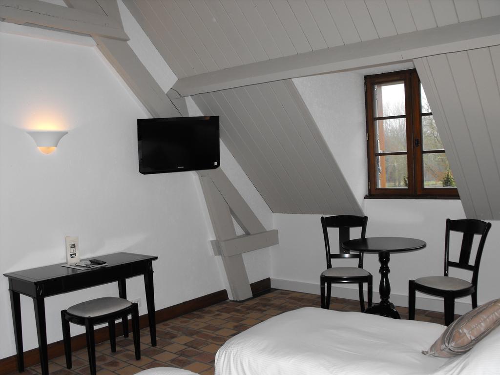 L'Oree Des Chenes, The Originals Relais La Ferté-Saint-Aubin Dış mekan fotoğraf